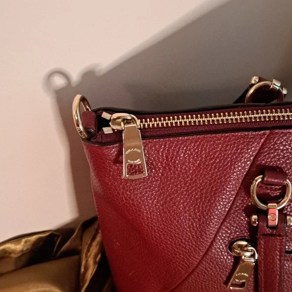 NEW Coach  Prairie Burgundy Satchel and Crossbody Excellent Condition - Picture 5 of 14